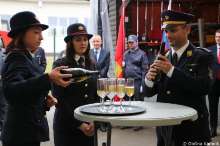 Prostovoljno gasilsko društvo Šmarca bogatejše za novo vozilo (61)